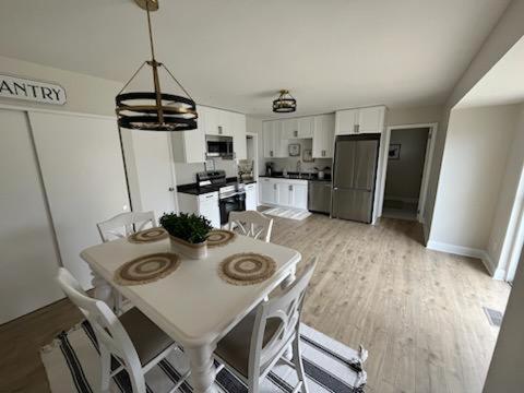 הוילה Charming Springboro House Near Historic Downtown מראה חיצוני תמונה